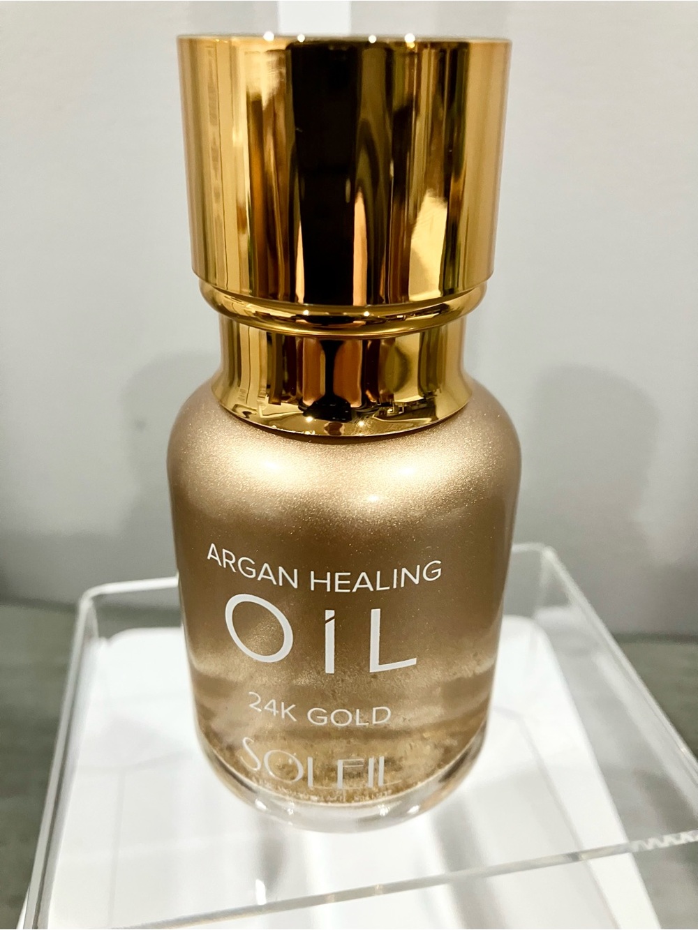 Soleil Argan Healing Oil 24K Gold hair treatment